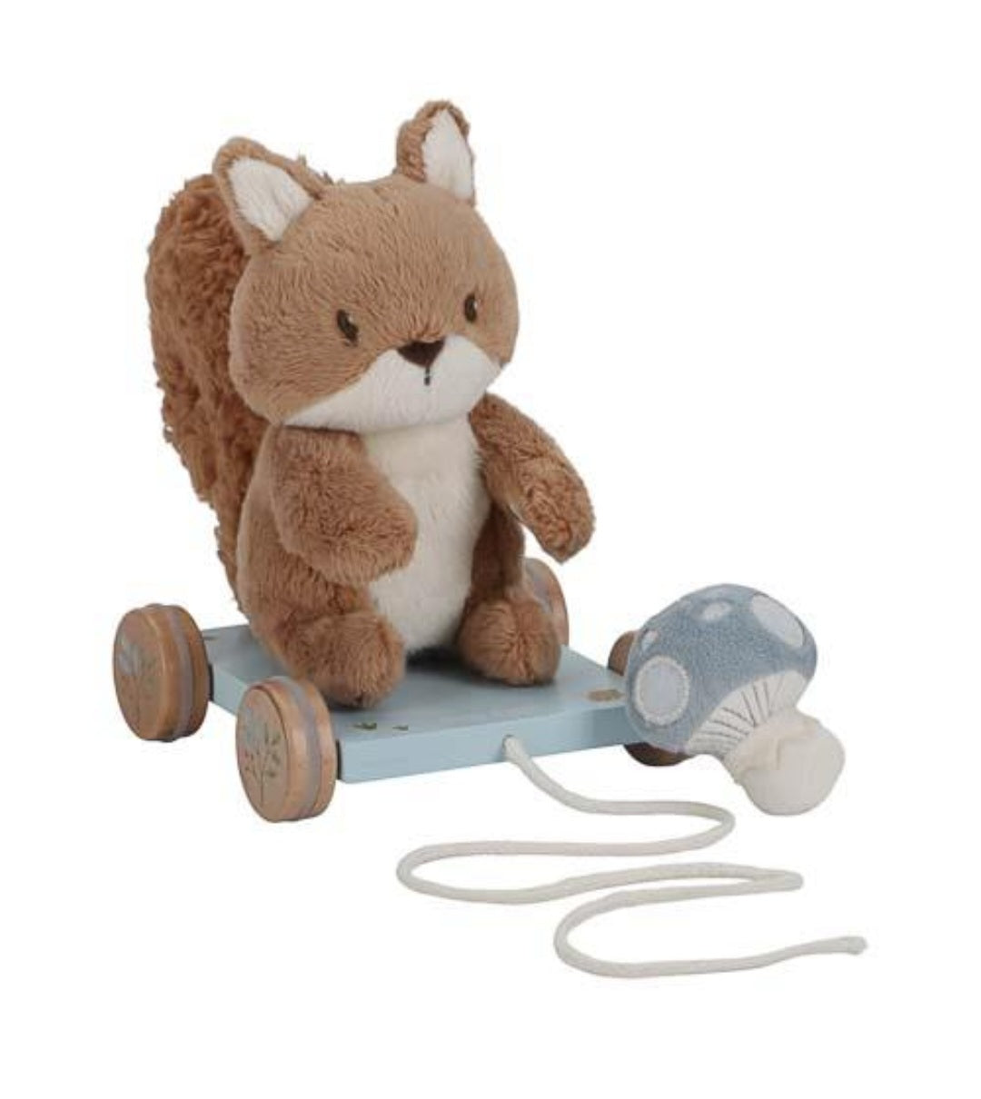 Jouet à tirer peluche écureuil